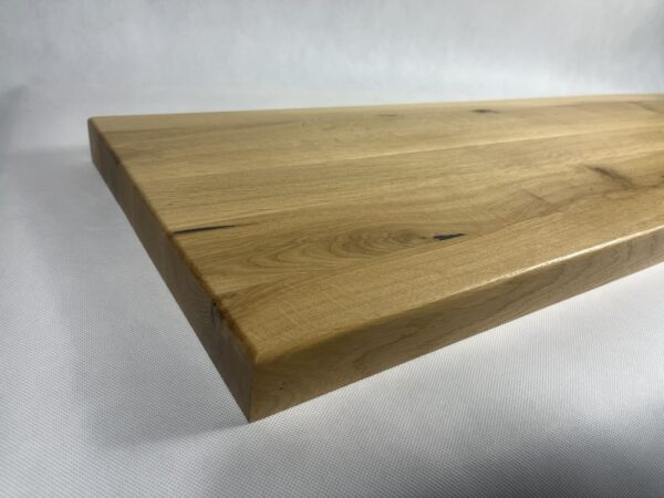 Stopień dębowy lakierowany gotowy do montażu   110x30x4cm