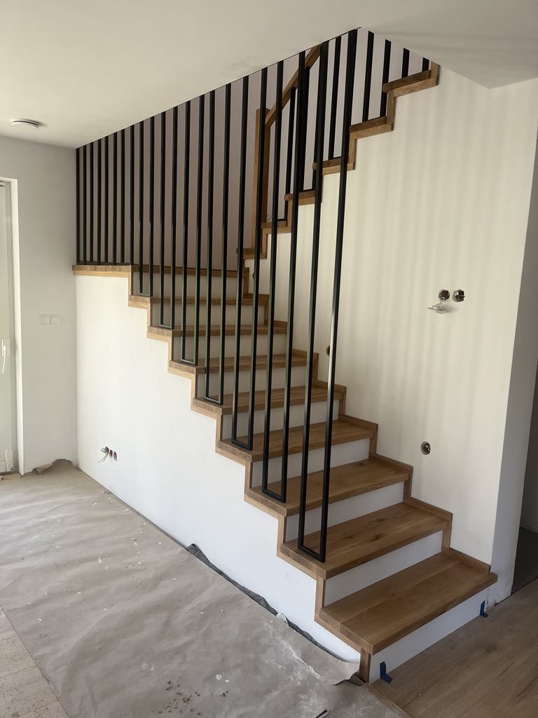 Balustrada metalowa pionowa Harfa 20x20mm