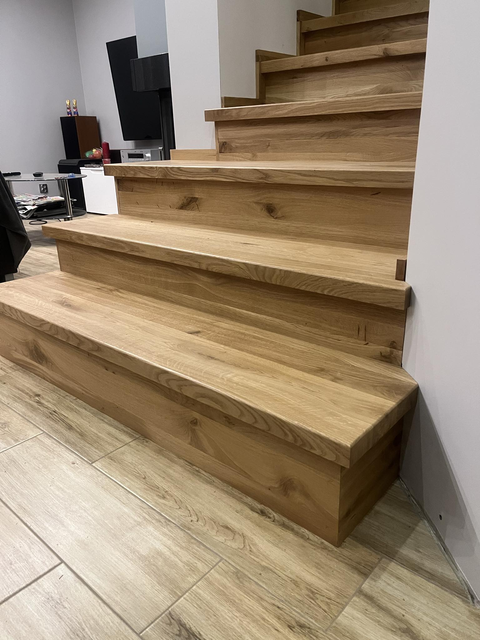 Stopień dębowy lakierowany gotowy do montażu 110x30x4cm - obrazek 7